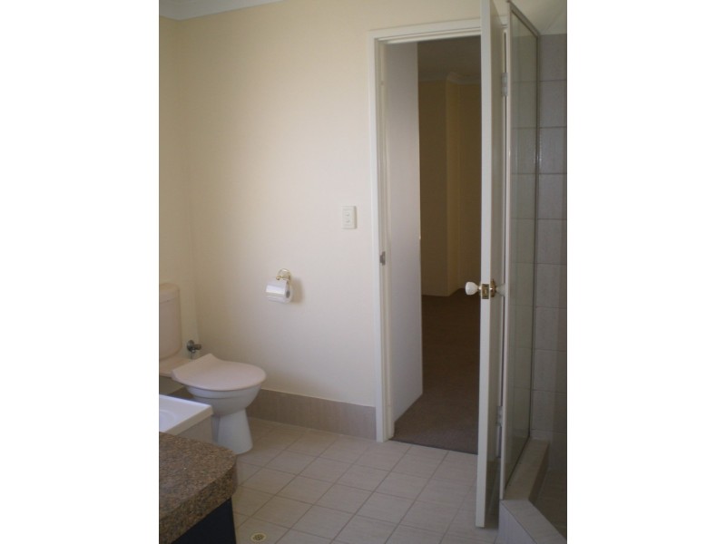 Villa 4/23 Royal Palm Drive, Warnbro WA 6169