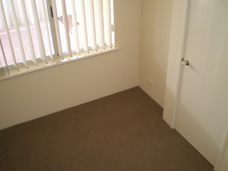 Villa 4/23 Royal Palm Drive, Warnbro WA 6169