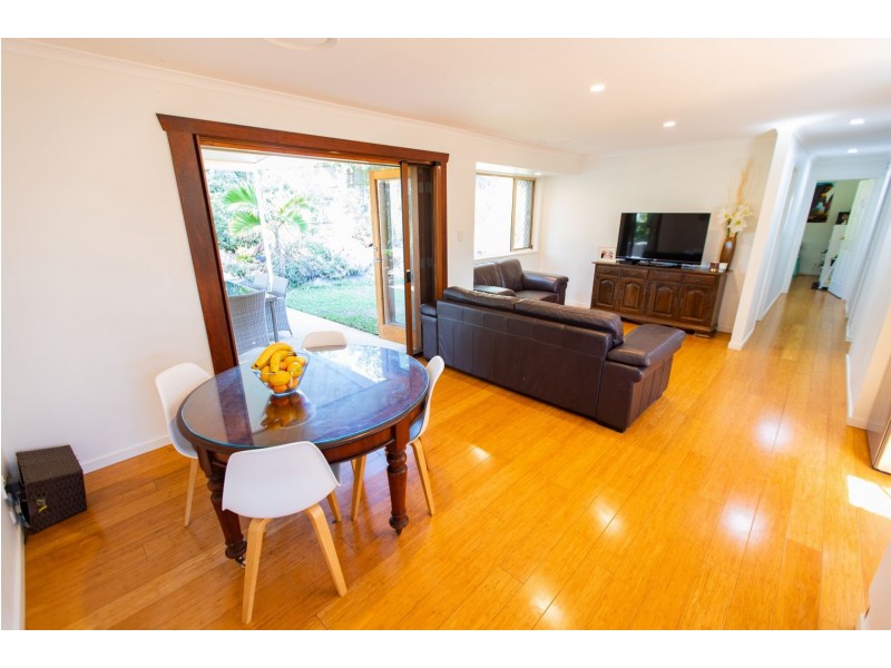 2/17 Paramount Place, Oxenford QLD 4210