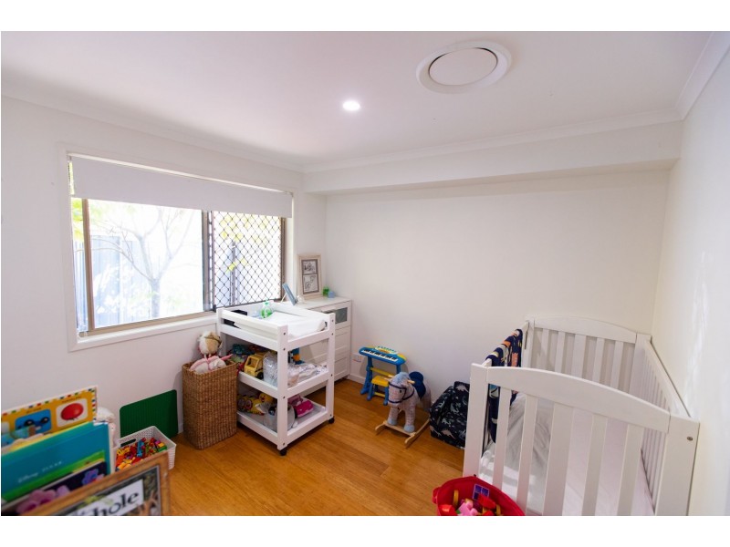 2/17 Paramount Place, Oxenford QLD 4210