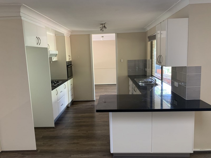 4 Dewis place, Bull Creek WA 6149