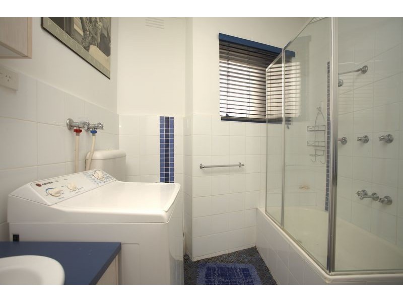 2/34 Alexandra Parade, Fitzroy VIC 3065