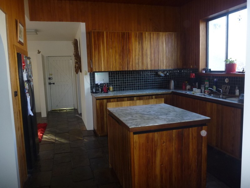 8 Esplanade, Lindisfarne TAS 7015