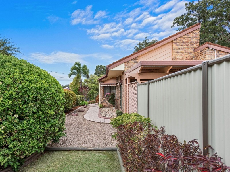 23 Bel-Air Court, Ferny Hills QLD 4055