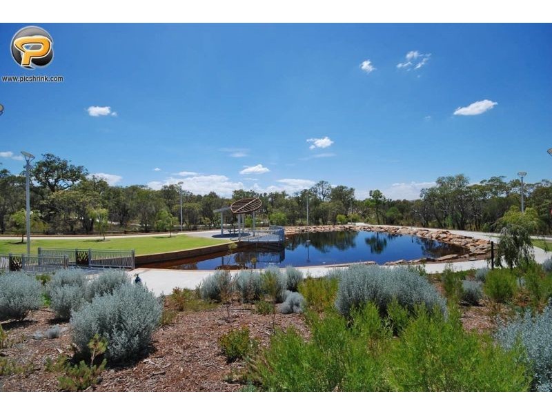 3 Girramay Rd, Banksia Grove WA 6031