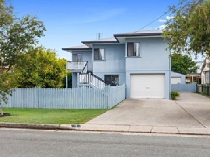 7 Taylor Avenue, Golden Beach QLD 4551