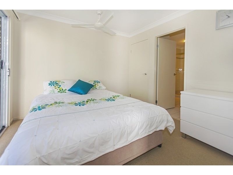 15 Periwinkle lane, Springfield Lakes QLD 4300