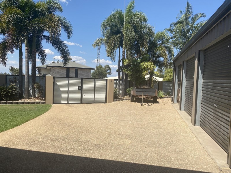 236 Mills, Avenue, Moranbah QLD 4744