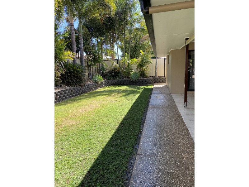 236 Mills, Avenue, Moranbah QLD 4744