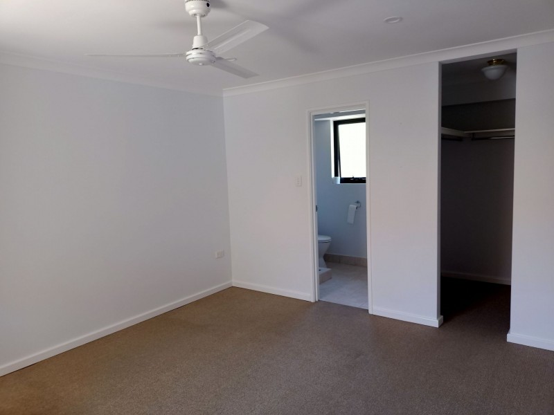 3/3 Henry St, Midland WA 6056