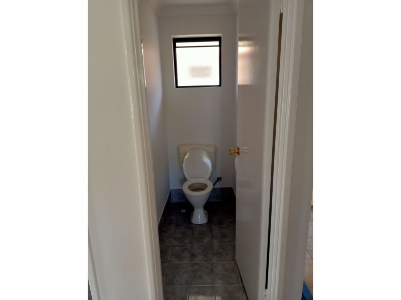 3/3 Henry St, Midland WA 6056