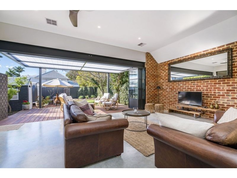 122 Townshend Rd, Subiaco WA 6008