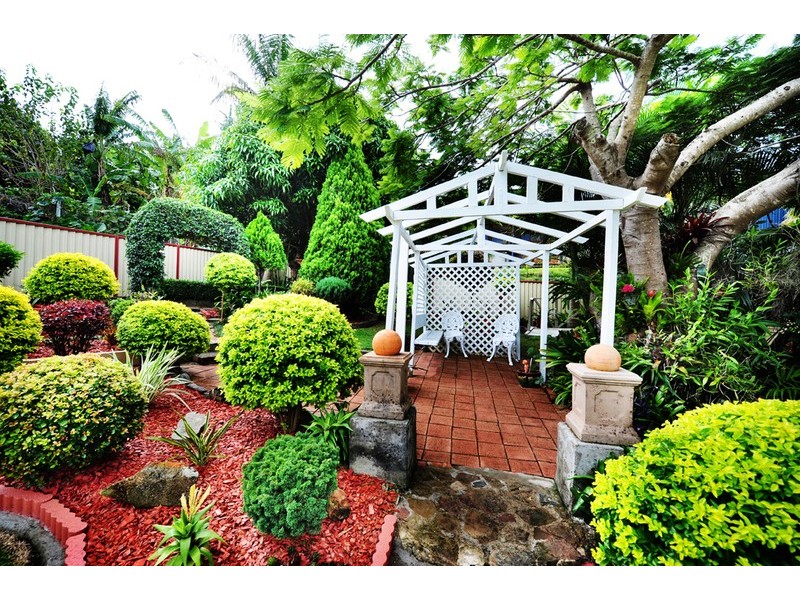 17  Hillview Crescent, Coffs Harbour NSW 2450