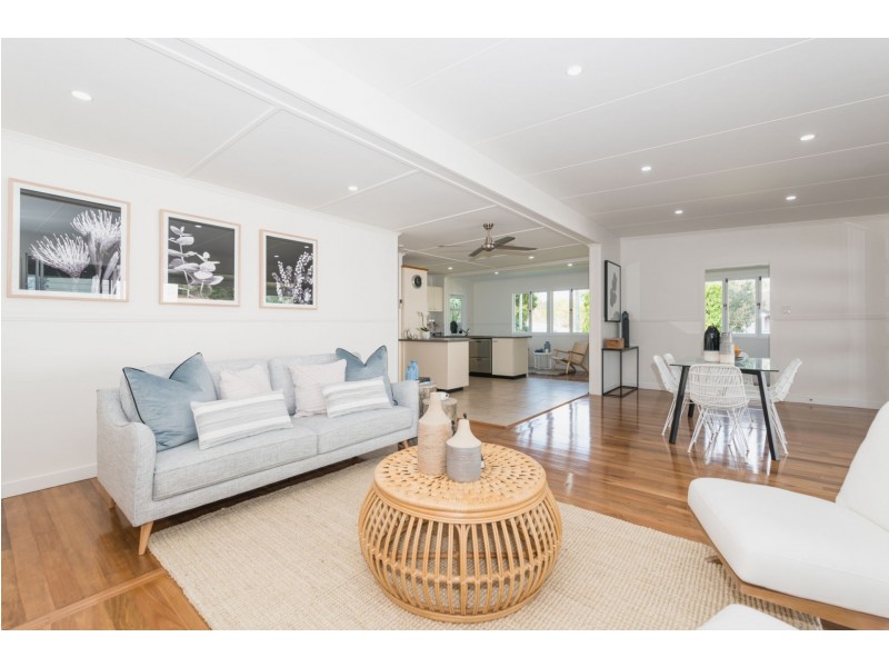 38 Kingaroy st, Stafford Heights QLD 4053