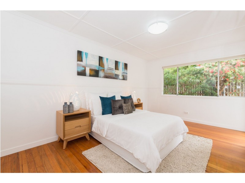 38 Kingaroy st, Stafford Heights QLD 4053