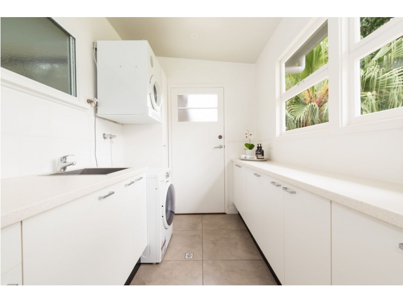 38 Kingaroy st, Stafford Heights QLD 4053