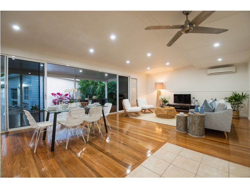 38 Kingaroy st, Stafford Heights QLD 4053