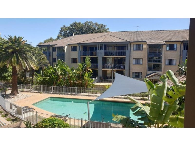 76/300 Sir Fred Schonell Drive, St Lucia QLD 4067