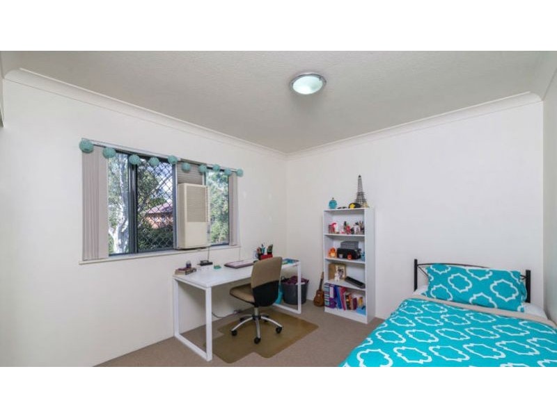 76/300 Sir Fred Schonell Drive, St Lucia QLD 4067