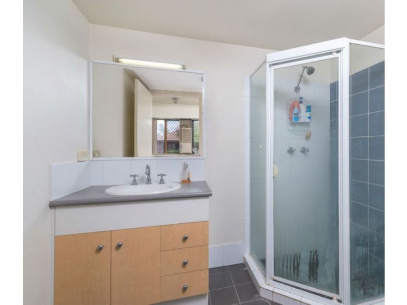 76/300 Sir Fred Schonell Drive, St Lucia QLD 4067