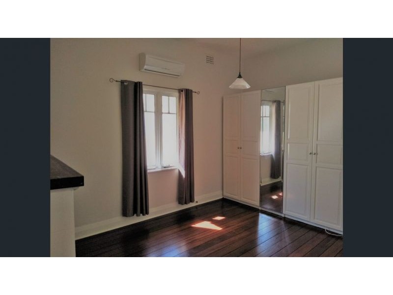 112 Carnarvon St, East Victoria Park WA 6101