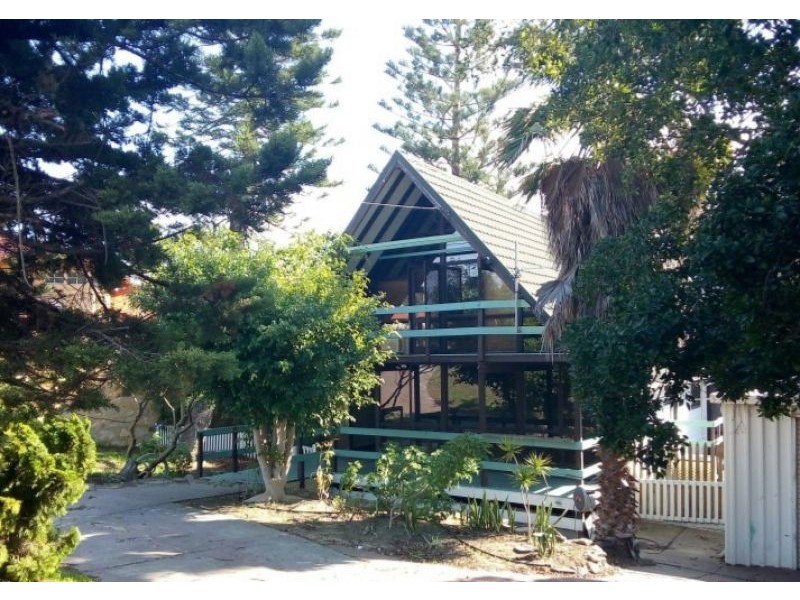 24 Hilda Road, Waikiki WA 6169