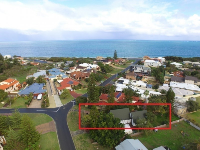 24 Hilda Road, Waikiki WA 6169