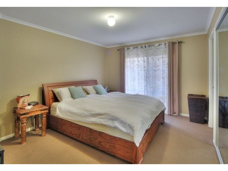 5 Holyrood St, Calamvale QLD 4116