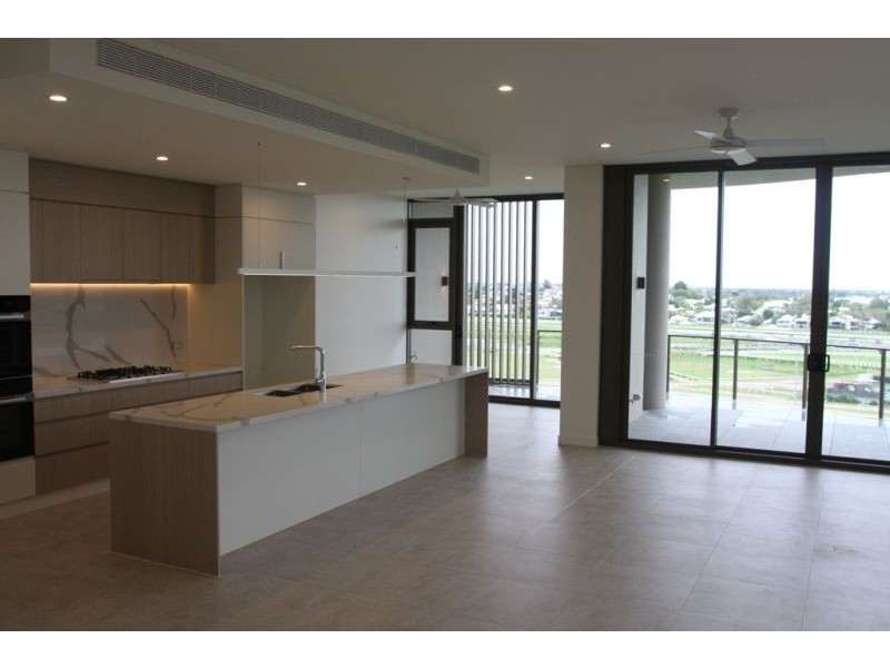 20806/61 Leger Way, Ascot QLD 4007