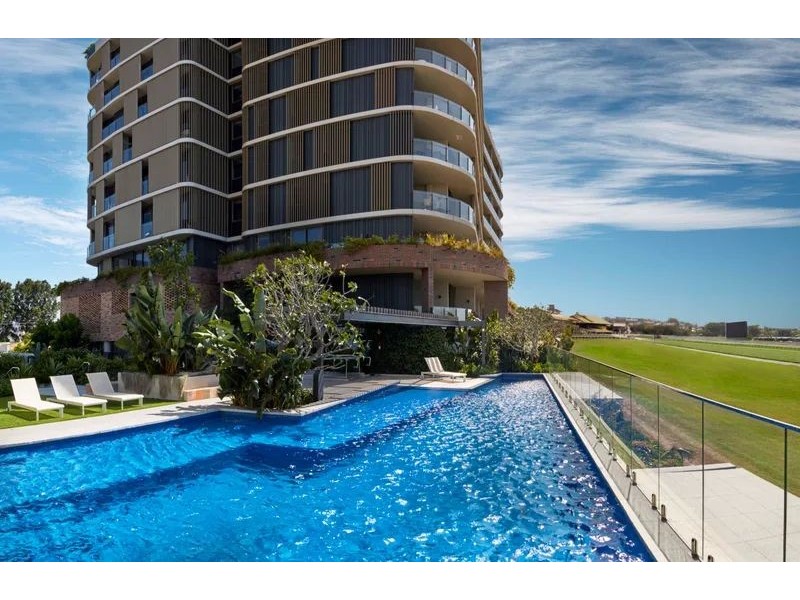 20806/61 Leger Way, Ascot QLD 4007