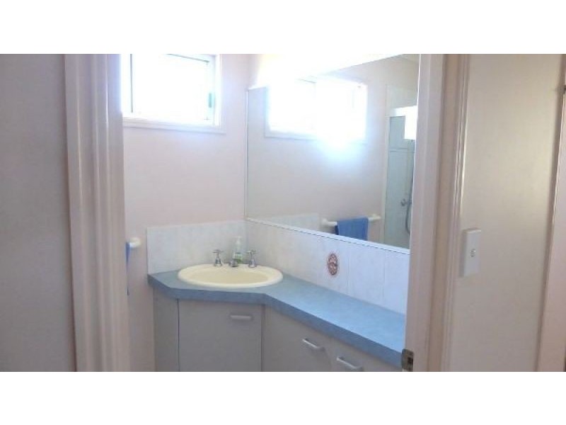 7 Bay Drive, Pialba QLD 4655