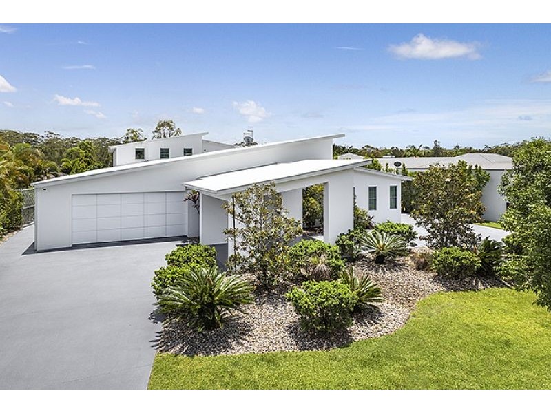 Australia/9 Aspera Place, Noosaville QLD 4566