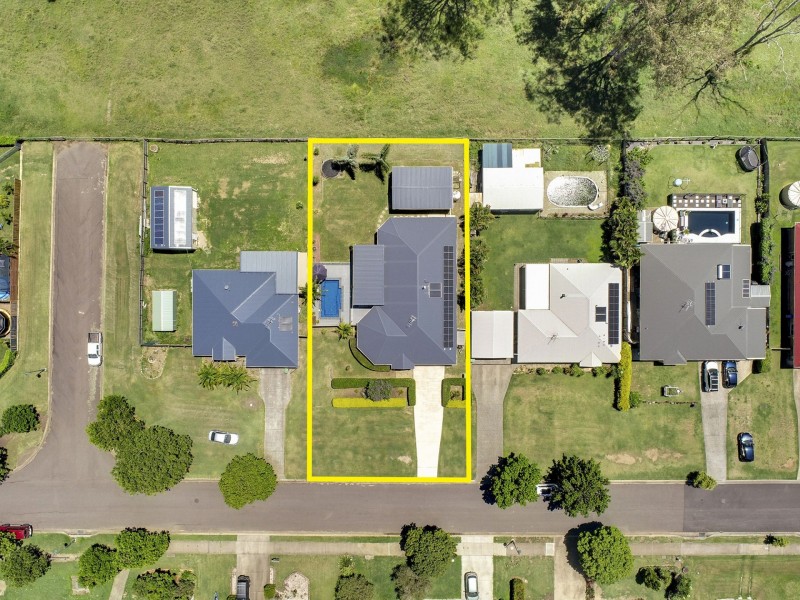 27 Titmarsh Circuit, Fernvale QLD 4306