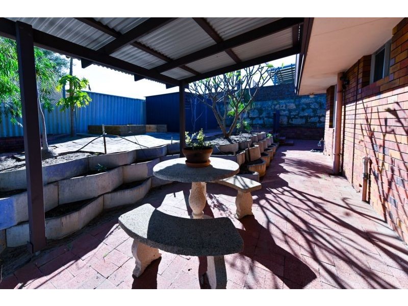 5B Gemmel Way, Hillarys WA 6025