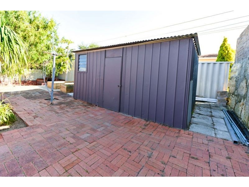 5B Gemmel Way, Hillarys WA 6025