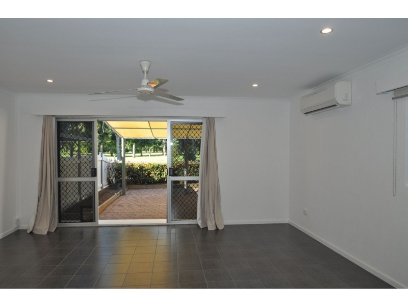 89 Wattle St, Yorkeys Knob QLD 4878