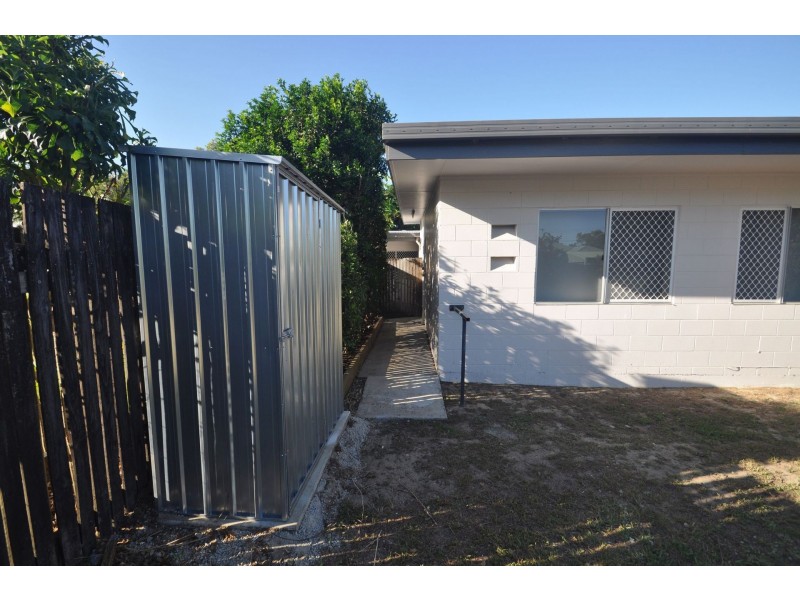 89 Wattle St, Yorkeys Knob QLD 4878