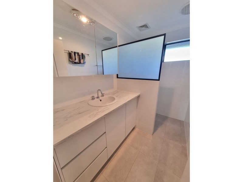 A/24 Faulkner Way, Eden Hill WA 6054