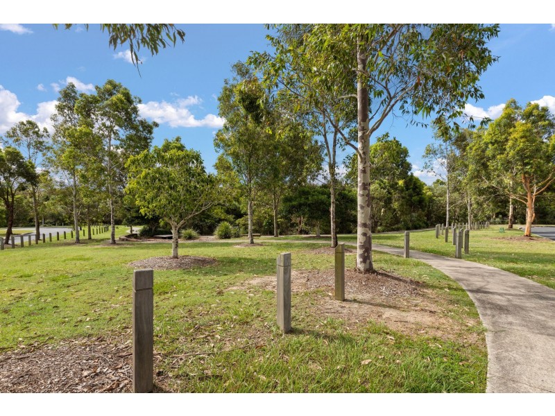 4 Thirlmere Street, North Lakes QLD 4509