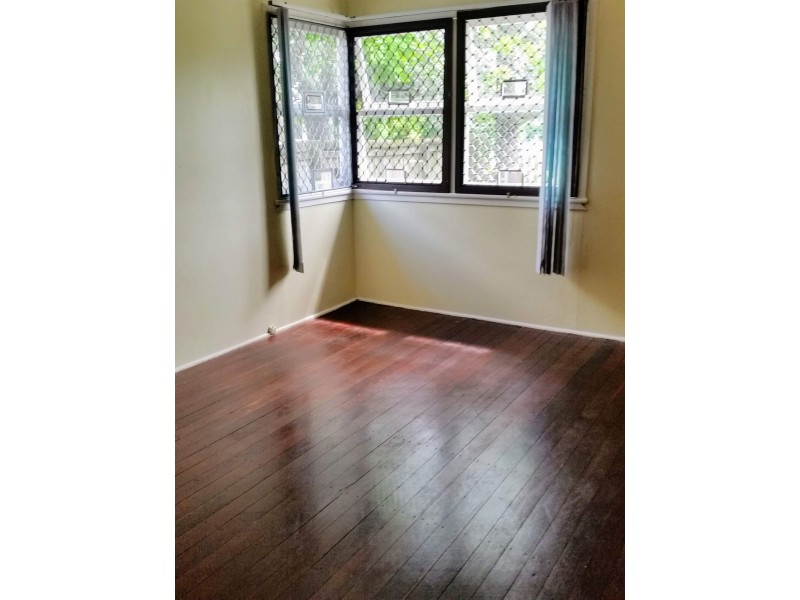 146 Johstone Street, Southport QLD 4215