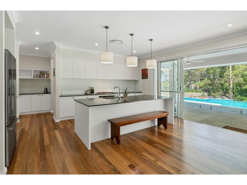 16 Wallaby Drive, Mudgeeraba QLD 4213