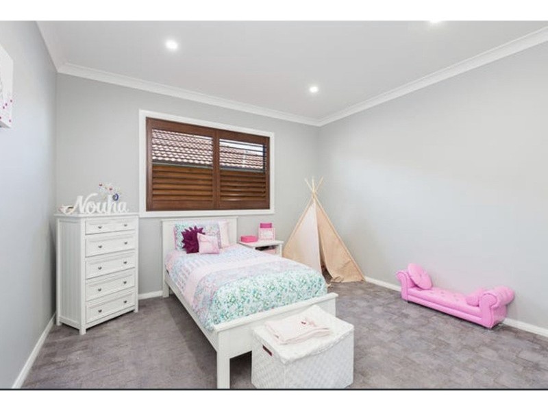 21 Bethlehem Street, Cringila NSW 2502