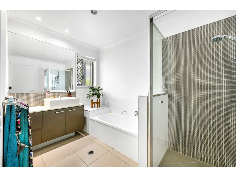 31/15 15 Dunes Ct, Peregian Springs QLD 4573