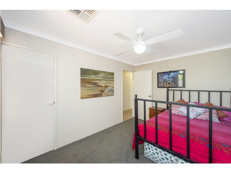 5 Gillen Place, Waikiki WA 6169