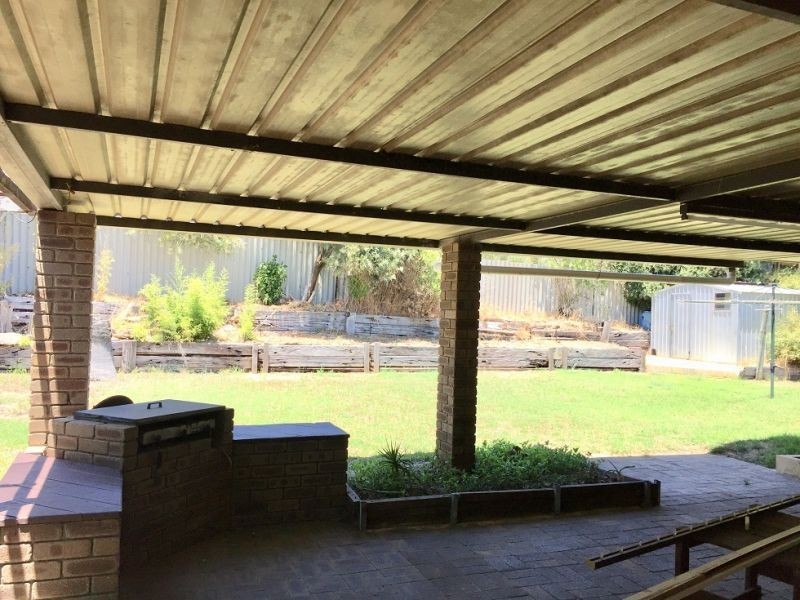 23 Candlebark Place, South Lake WA 6164