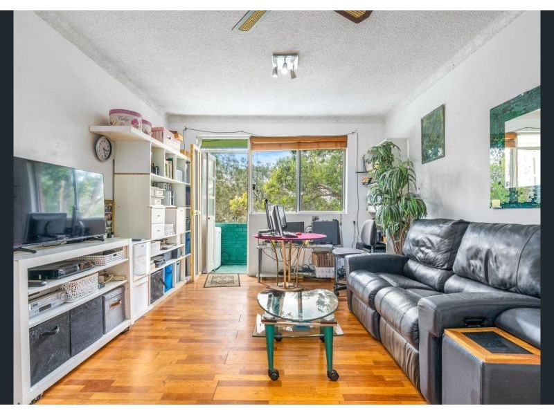 190 Sandal Crescent, Carramar NSW 2163