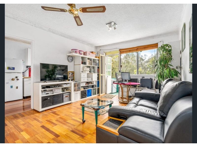 190 Sandal Crescent, Carramar NSW 2163