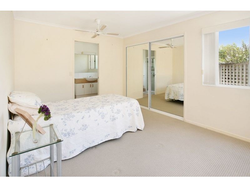1/10 Sunseeker Close, Noosaville QLD 4566