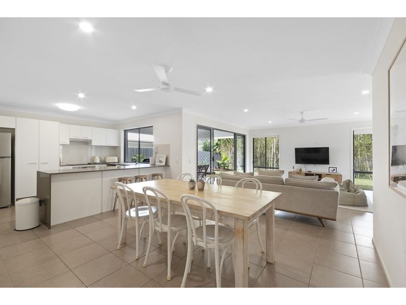 56/15 Dunes Court, Peregian Springs QLD 4573