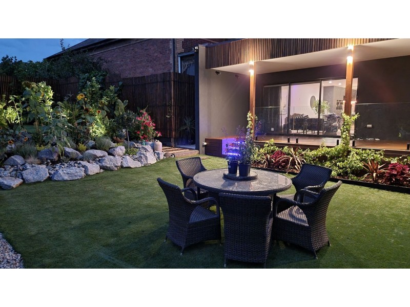 16 Morphett Ave, Ascot Vale VIC 3032